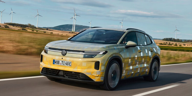 Volkswagen ID. Tiguan chega em 2027 para substituir ID.4 e ID.5